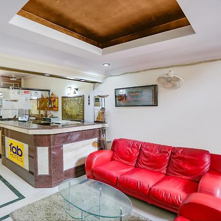 Fabhotel Altus Gurgaon Buitenkant foto