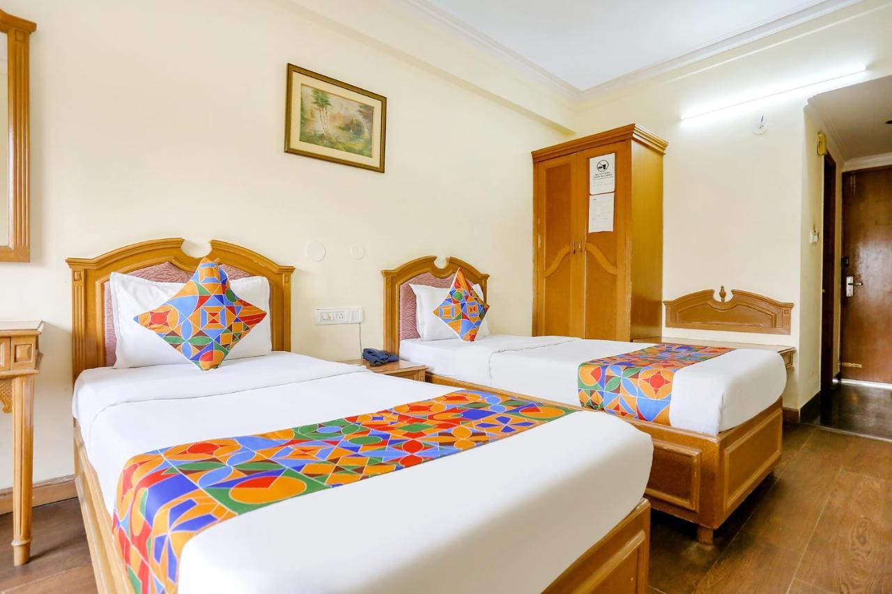 Fabhotel Altus Gurgaon Buitenkant foto