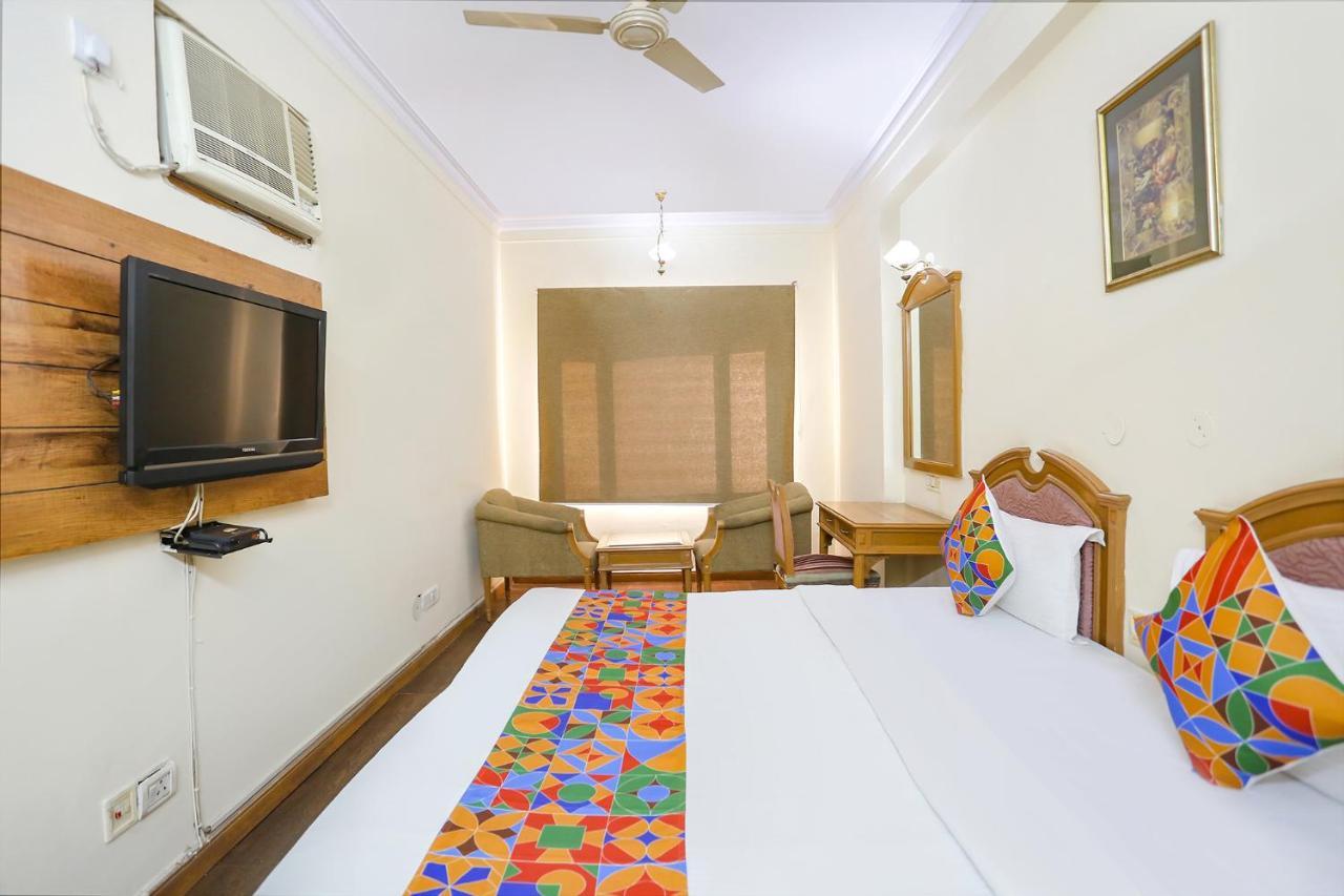 Fabhotel Altus Gurgaon Buitenkant foto