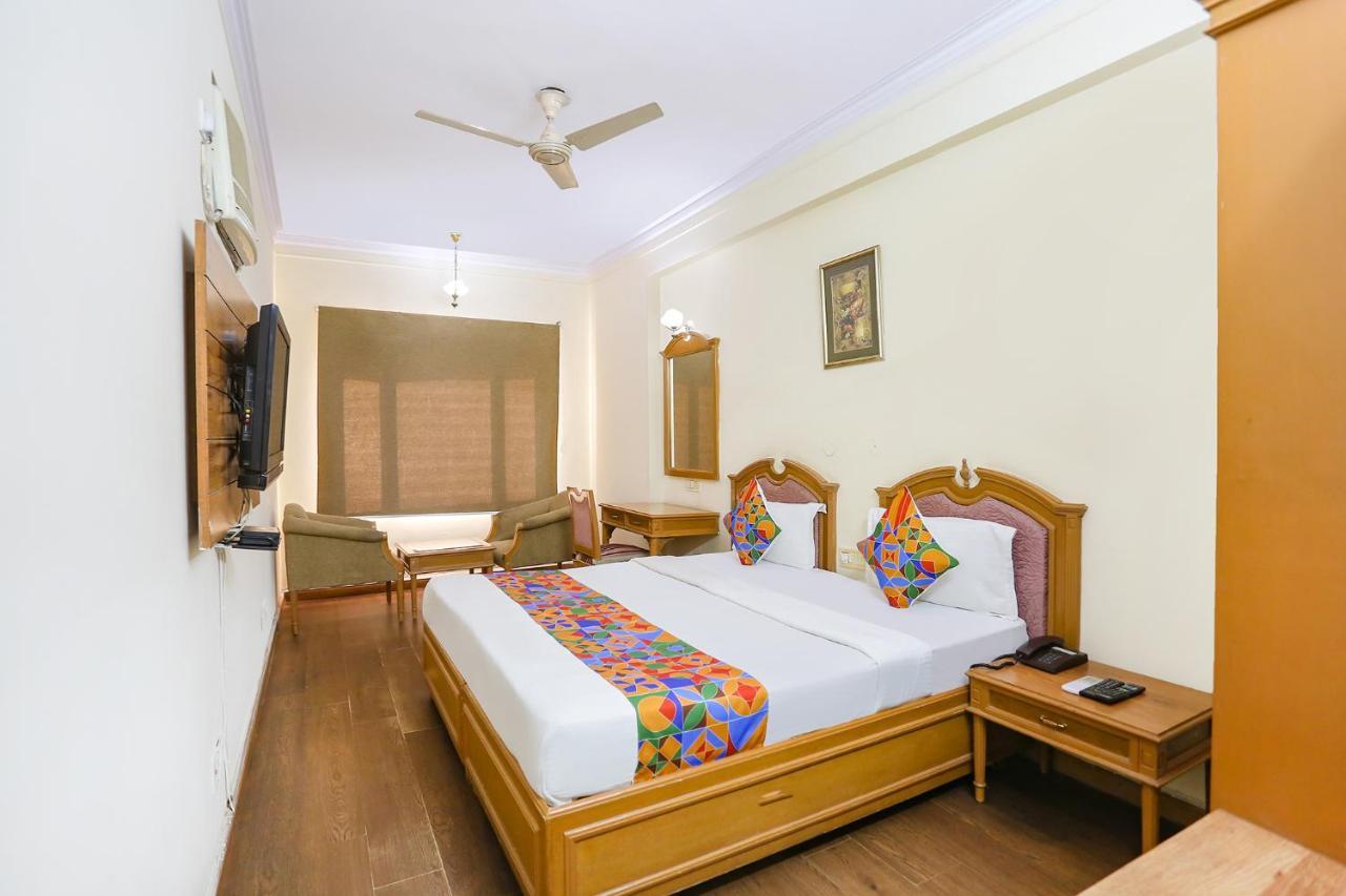 Fabhotel Altus Gurgaon Buitenkant foto