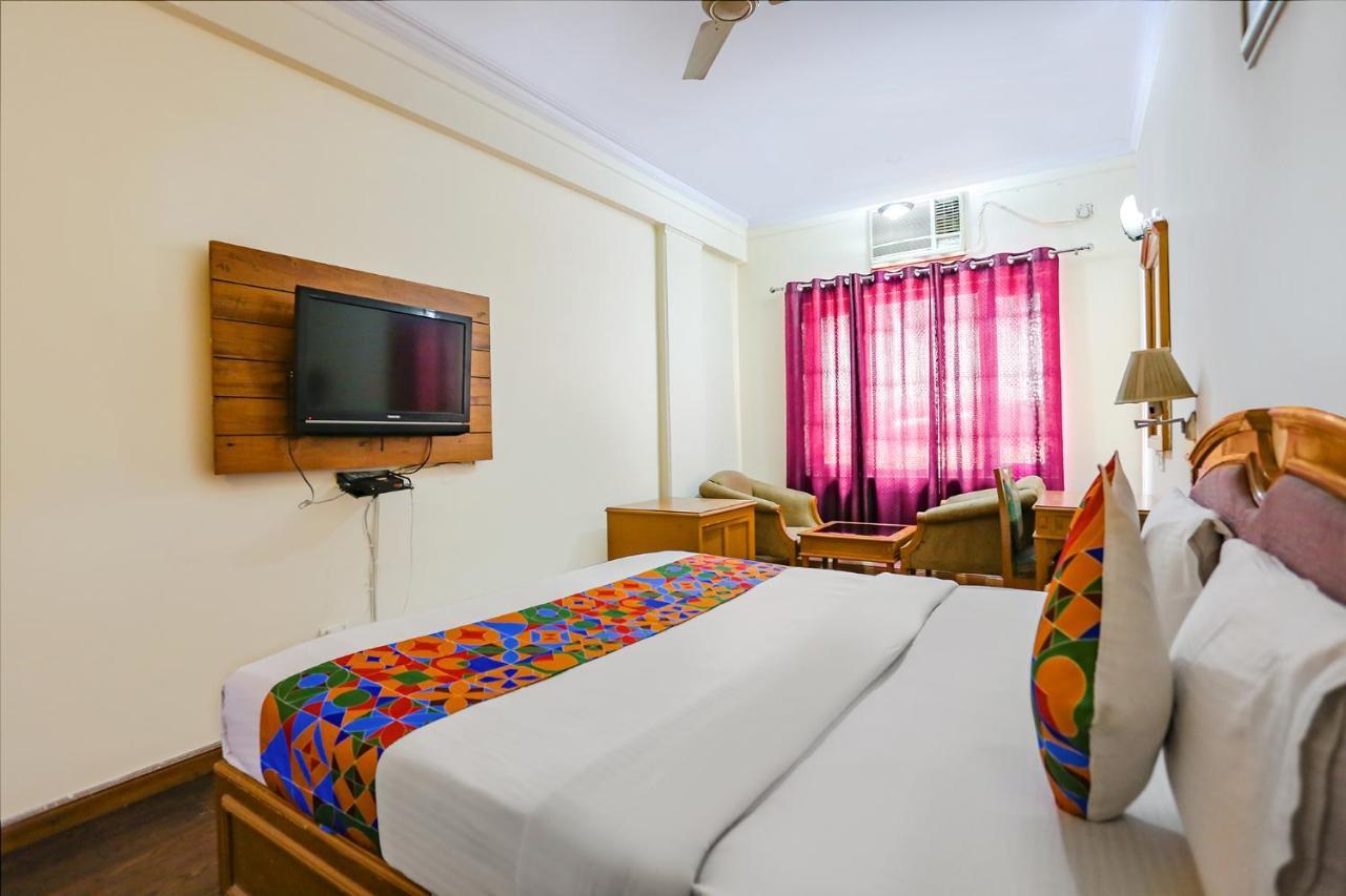 Fabhotel Altus Gurgaon Buitenkant foto